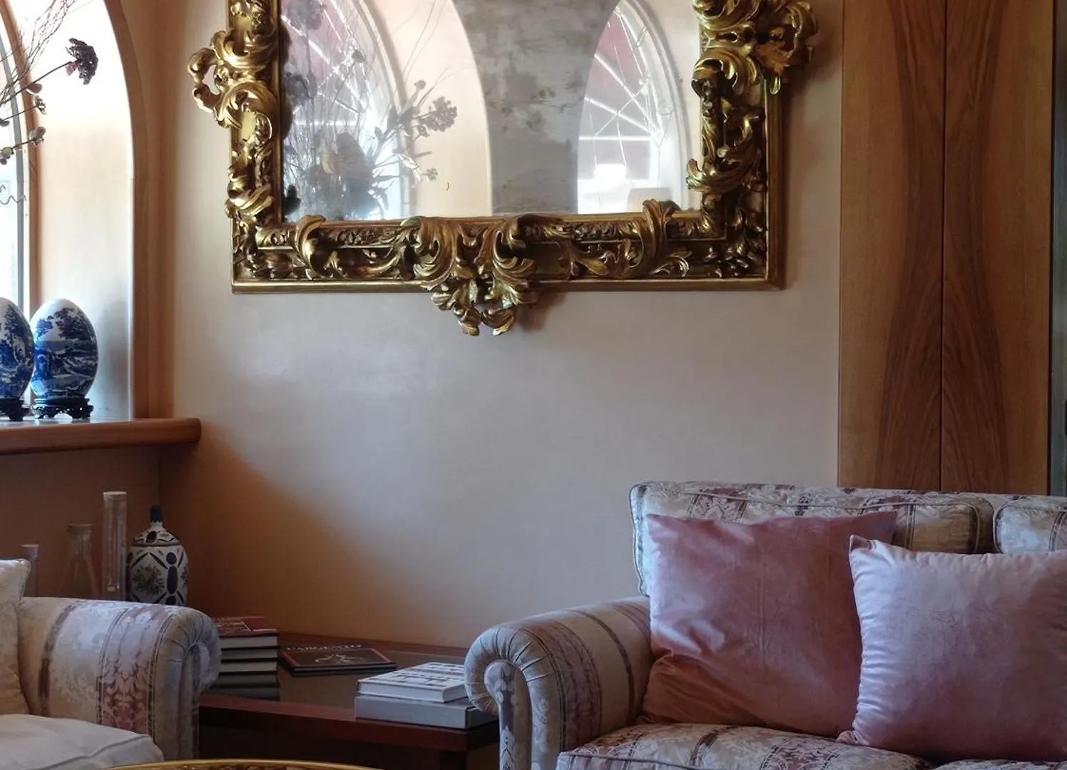 Villa The Olive Grove Roma Guest House